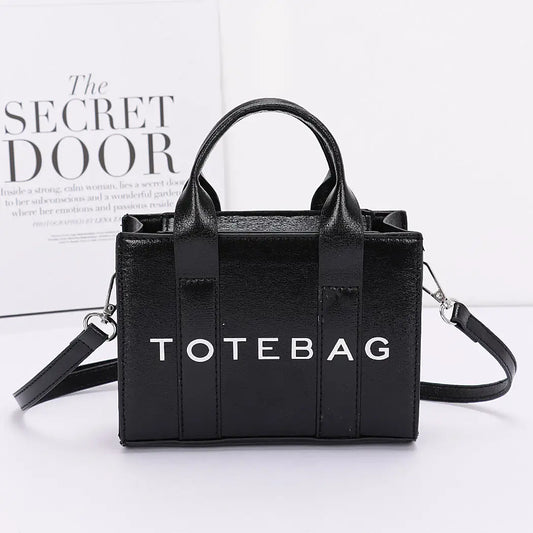 Tote Bag in Metallic Black