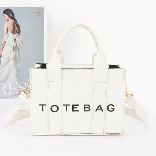 Tote Bag in White